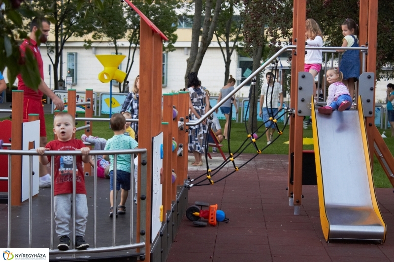 Népszerű az integrált játszótér