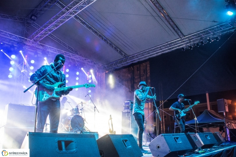 SONGHOY BLUES