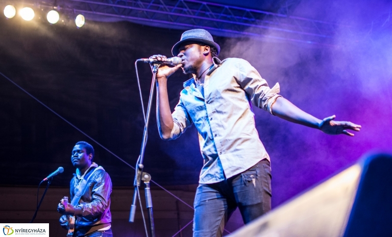 SONGHOY BLUES