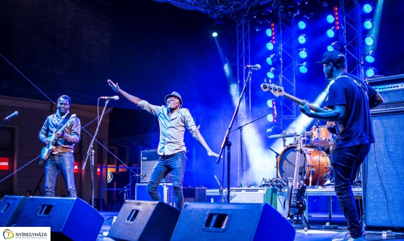 SONGHOY BLUES
