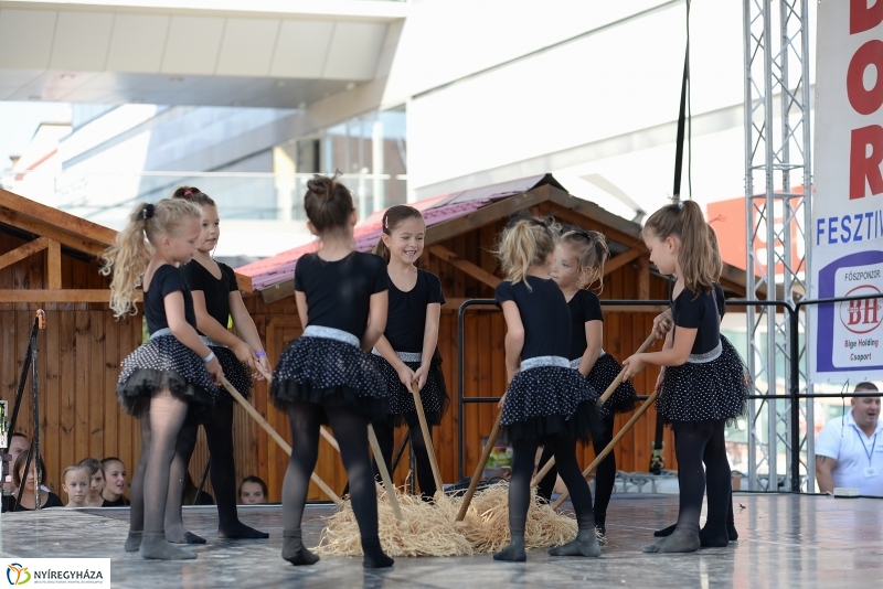 RE-flex a Korzó színpadán