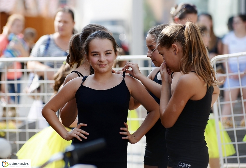 RE-flex a Korzó színpadán