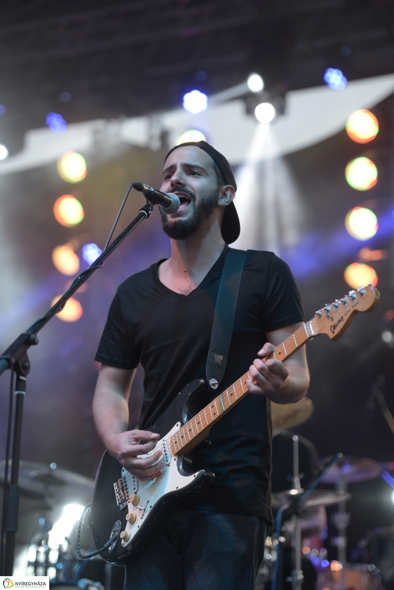 Szabó Balázsék a téren