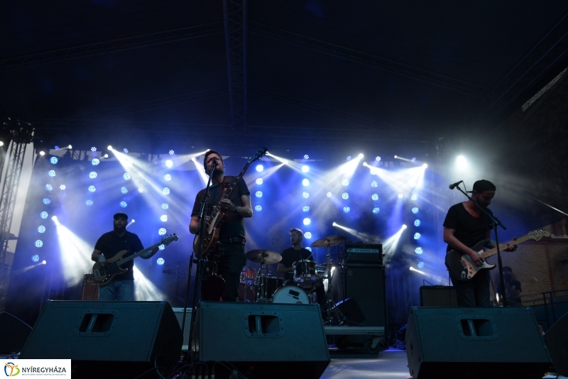 Szabó Balázsék a téren