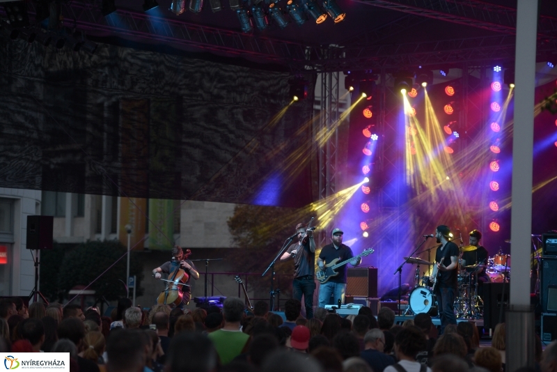 Szabó Balázsék a téren