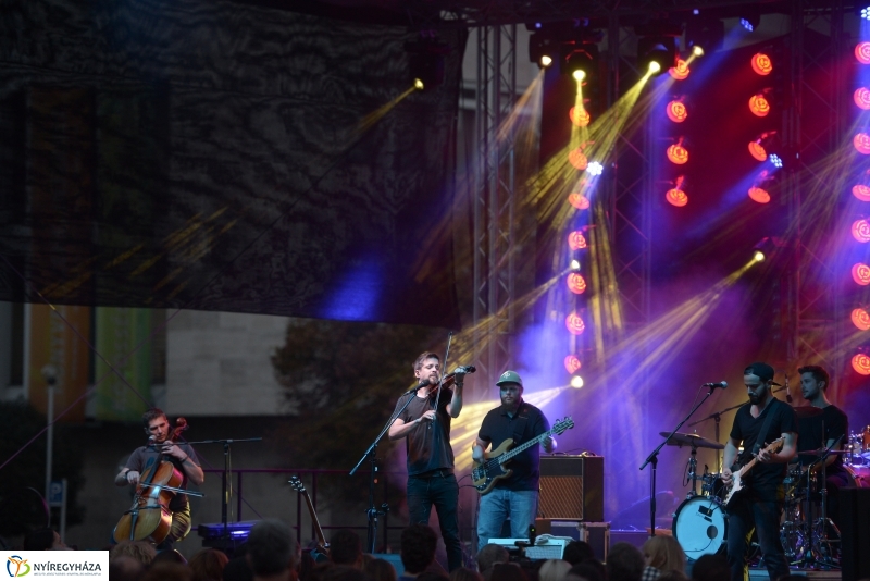 Szabó Balázsék a téren