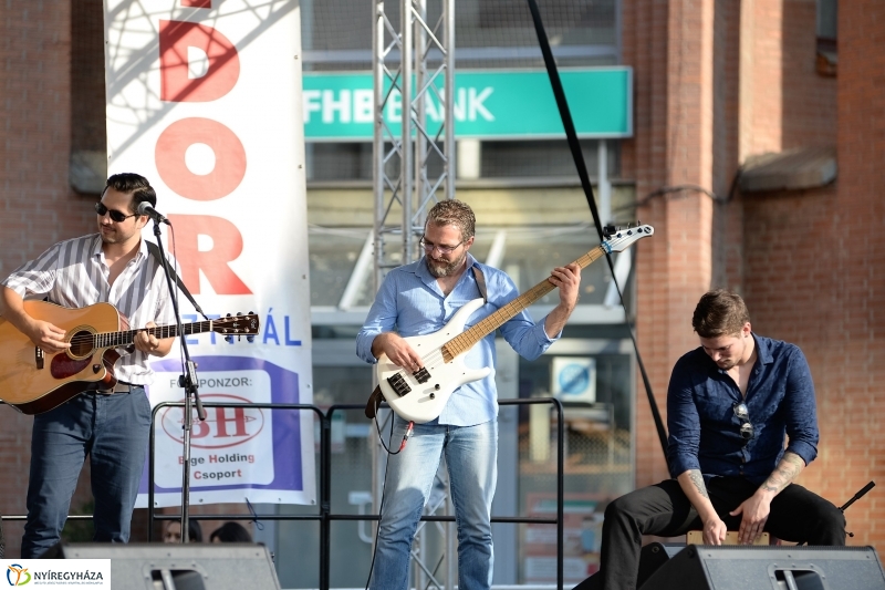 VIDOR szombat a FIRKIN zenekarral