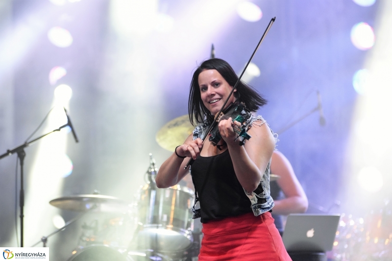 VIDOR szombat a FIRKIN zenekarral