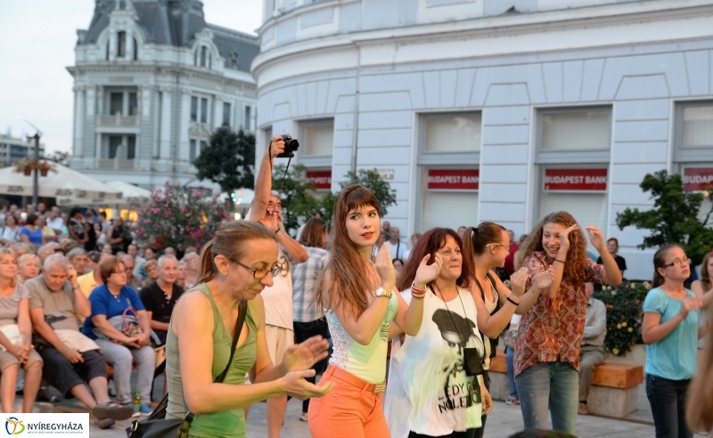 VIDOR szombat a FIRKIN zenekarral