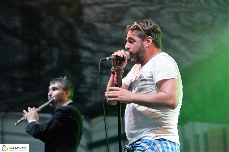 VIDOR szombat a FIRKIN zenekarral