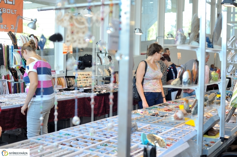Ásványbörze Nyíregyházán