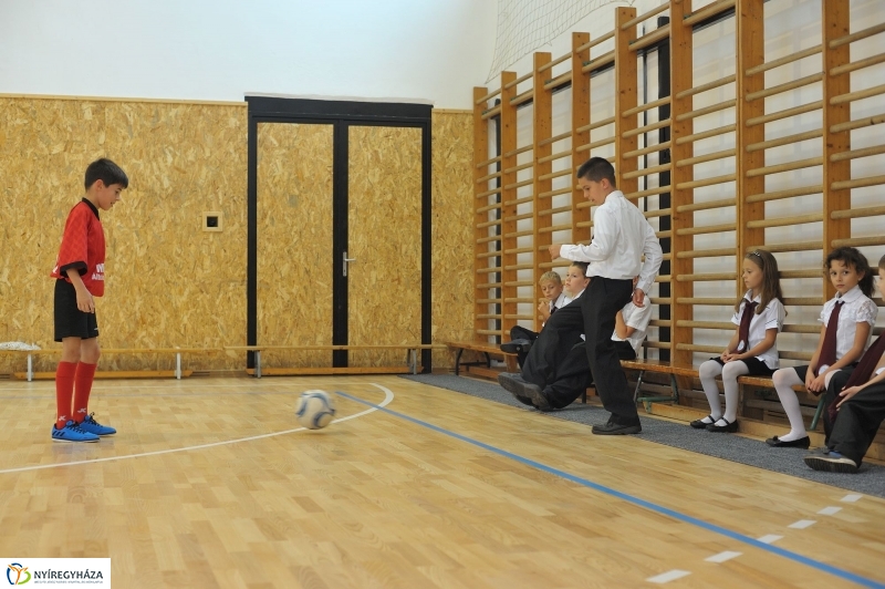 Tornaterem átadás a Móricz iskolában