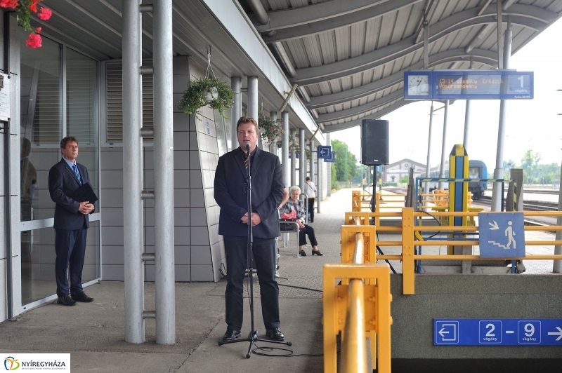 Emlékezés a bombázásra - fotó Szarka Lajos