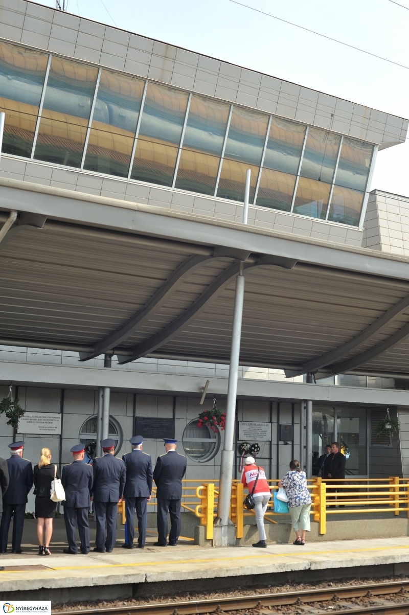 Emlékezés a bombázásra - fotó Szarka Lajos