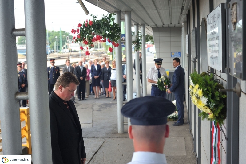 Emlékezés a bombázásra - fotó Szarka Lajos