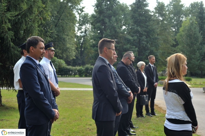 Emlékezés a bombázásra - fotó Szarka Lajos