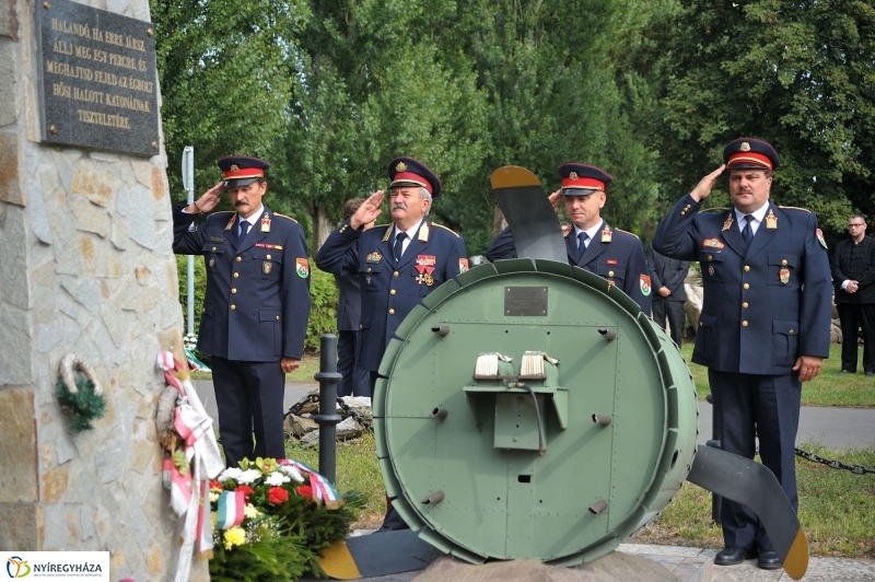 Emlékezés a bombázásra - fotó Szarka Lajos