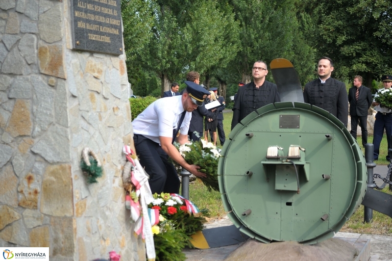 Emlékezés a bombázásra - fotó Szarka Lajos