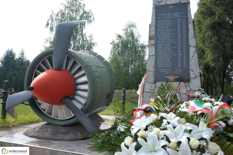 Emlékezés a bombázásra - fotó Szarka Lajos