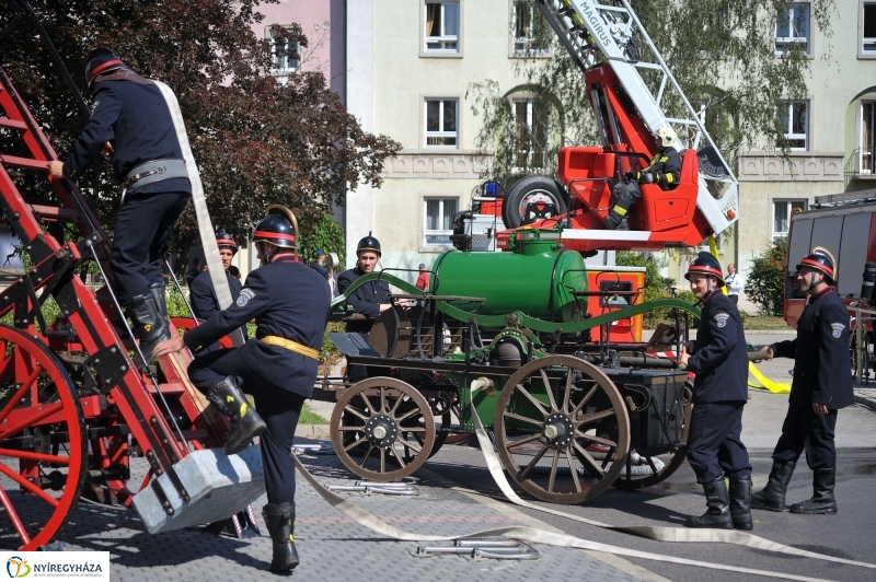 Ünnepség a tűzoltóknál - fotó Szarka Lajos