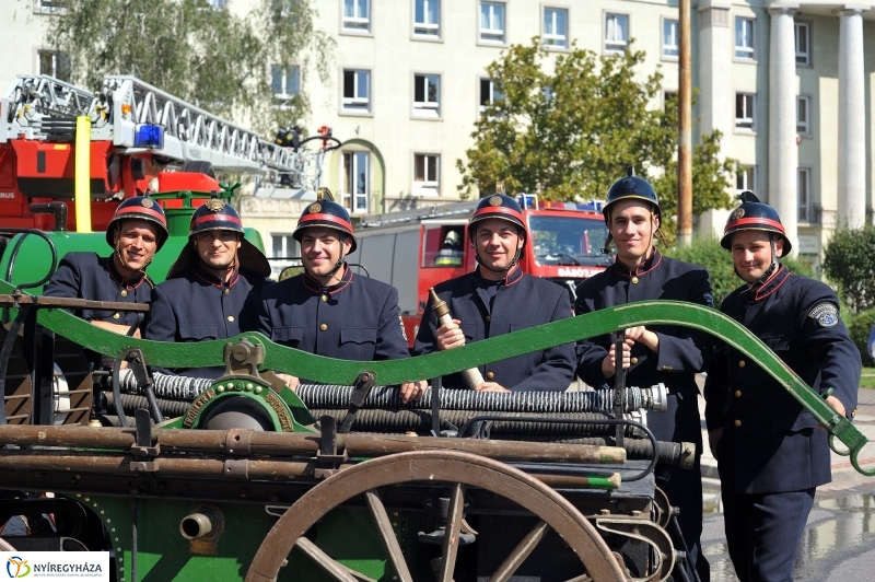 Ünnepség a tűzoltóknál - fotó Szarka Lajos