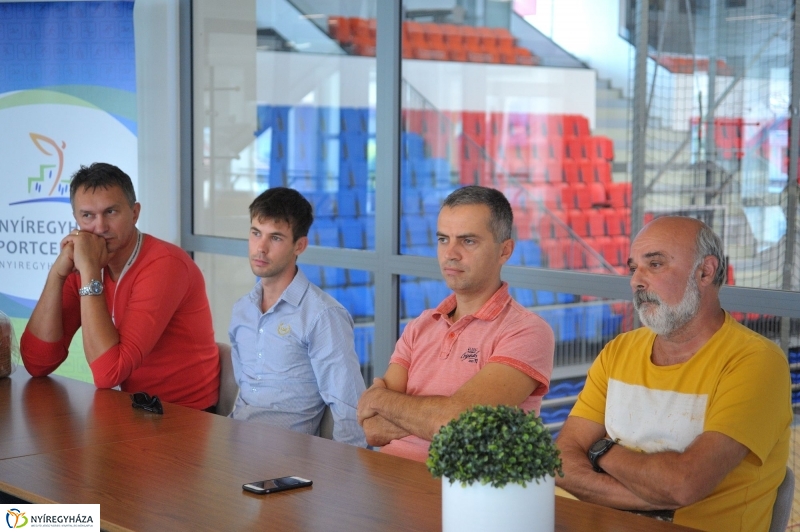 Helebrandt Mátét köszöntötték - fotó Szarka Lajos