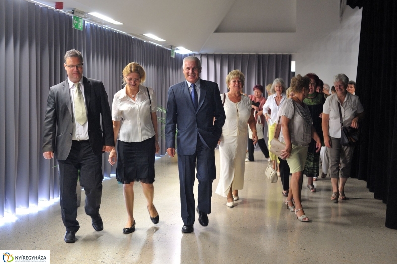 A városházi nyugdíjasokat ünnepelték - fotó Szarka Lajos
