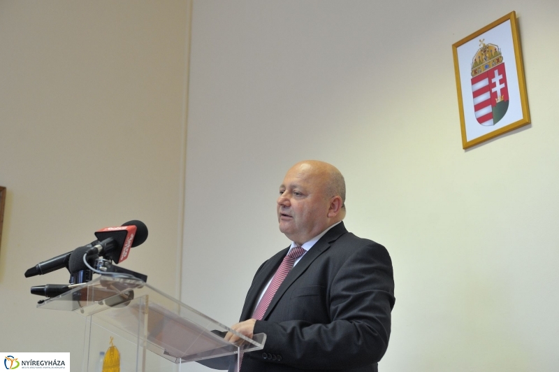 Csökken a bürokrácia - fotó Szarka Lajos