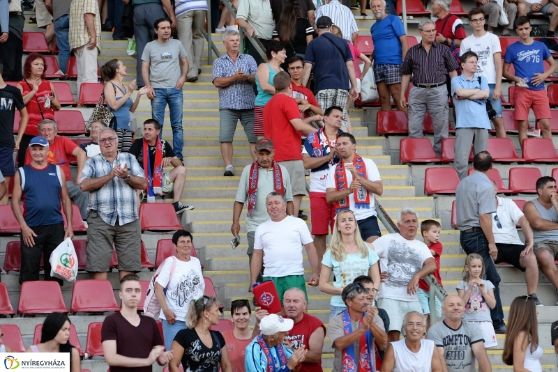 Szpari-Szeged 2011 labdarúgó mérkőzés 2-0