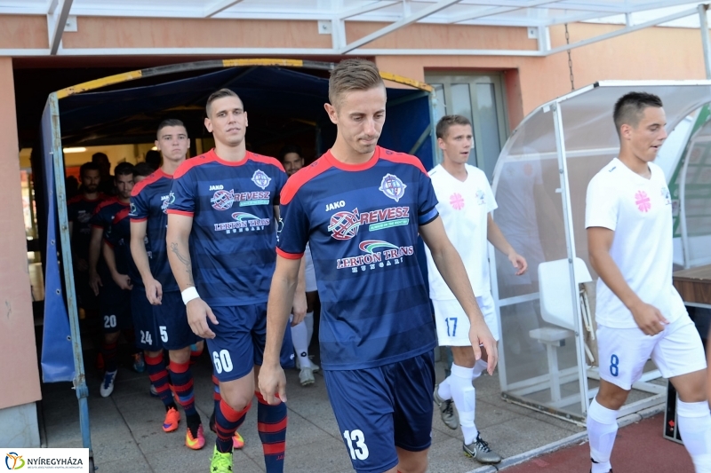 Szpari-Szeged 2011 labdarúgó mérkőzés 2-0