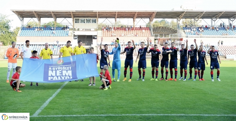 Szpari-Szeged 2011 labdarúgó mérkőzés 2-0