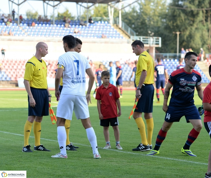 Szpari-Szeged 2011 labdarúgó mérkőzés 2-0