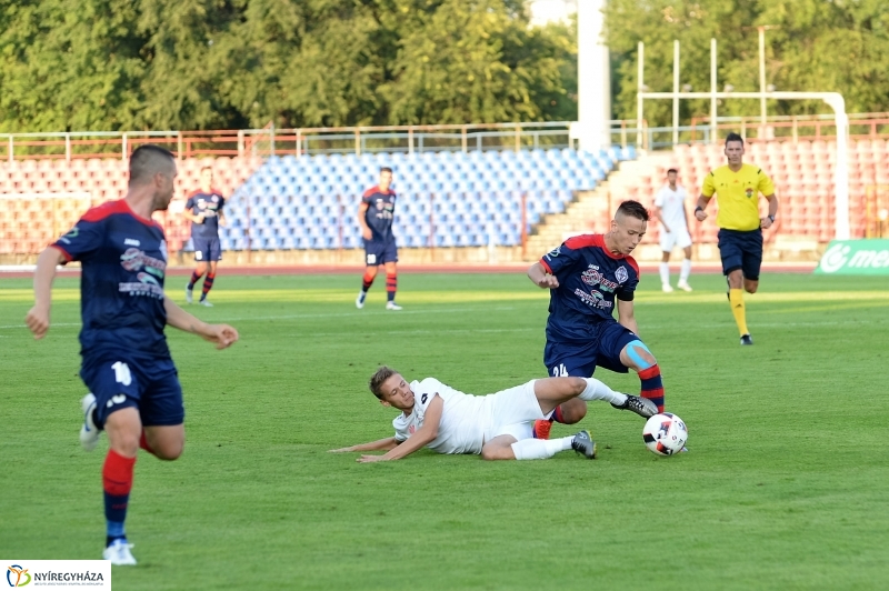 Szpari-Szeged 2011 labdarúgó mérkőzés 2-0