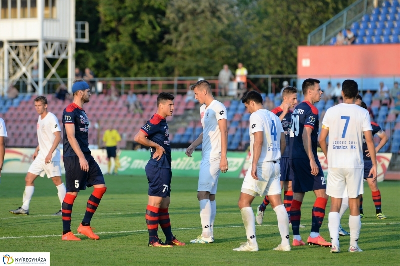 Szpari-Szeged 2011 labdarúgó mérkőzés 2-0