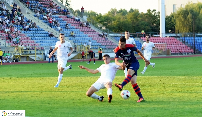 Szpari-Szeged 2011 labdarúgó mérkőzés 2-0