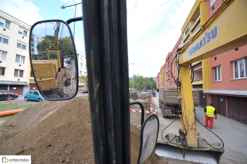 Helyszíni bejárás a Szántó Kovács János utcán - fotó Szarka Lajos