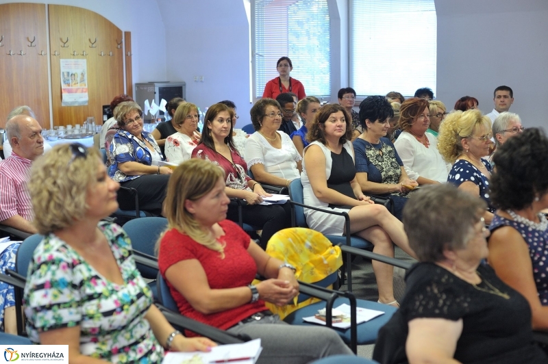 Vöröskereszt tisztújító küldöttgyűlés - fotó Szarka Lajos