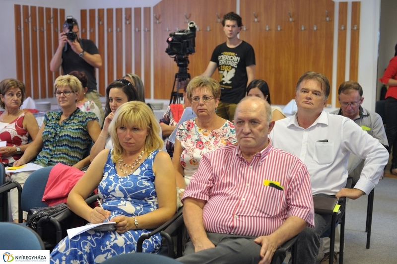 Vöröskereszt tisztújító küldöttgyűlés - fotó Szarka Lajos