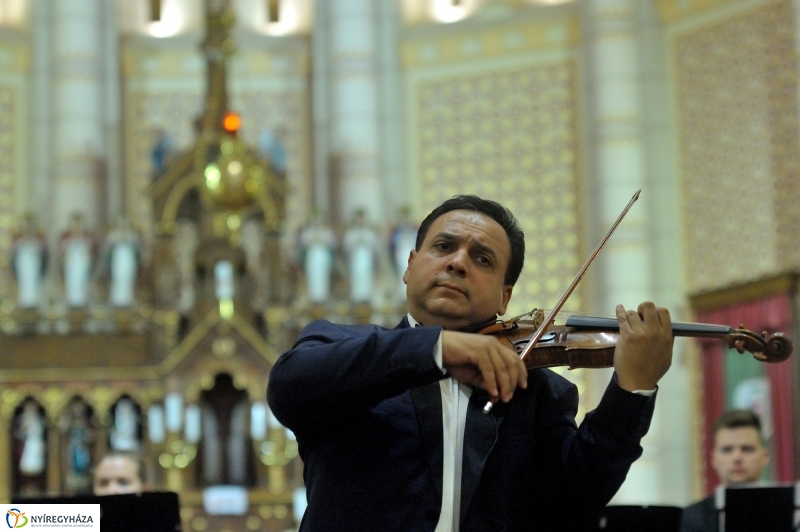 Hangok és harangok Mága Zoltán koncertje - fotó Szarka Lajos