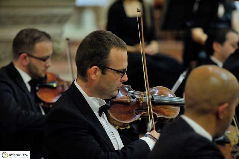 Hangok és harangok Mága Zoltán koncertje - fotó Szarka Lajos