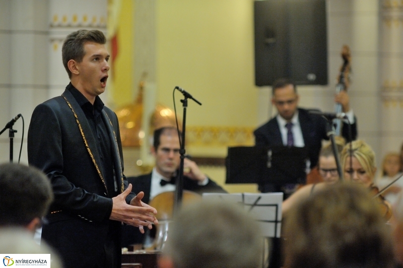 Hangok és harangok Mága Zoltán koncertje - fotó Szarka Lajos