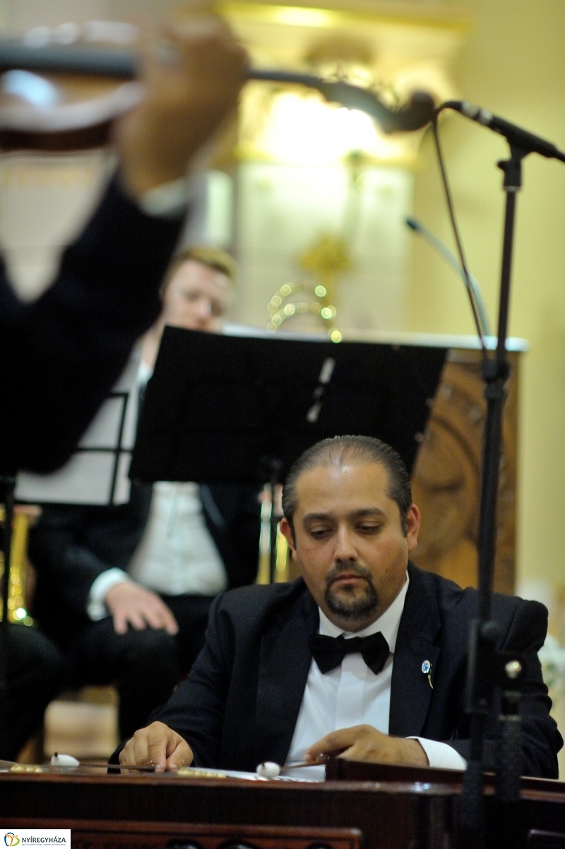 Hangok és harangok Mága Zoltán koncertje - fotó Szarka Lajos