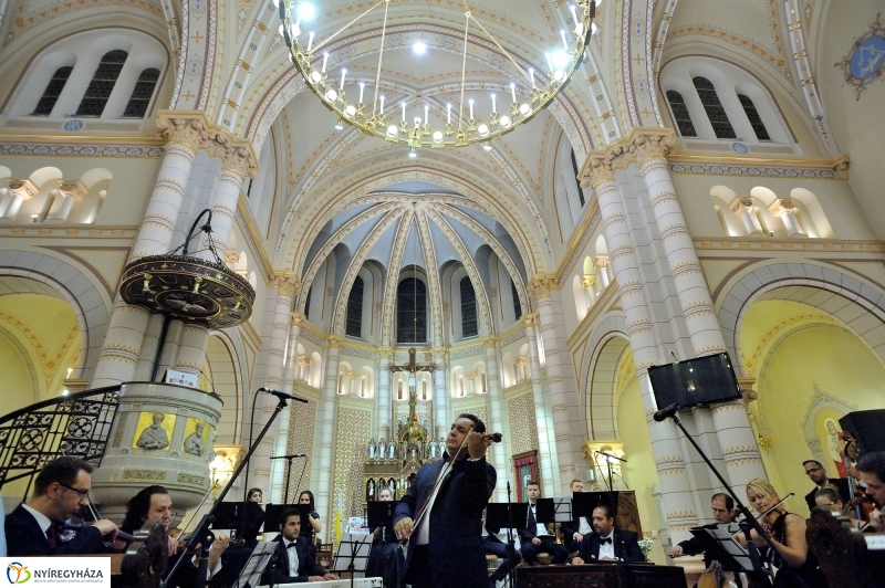Hangok és harangok Mága Zoltán koncertje - fotó Szarka Lajos