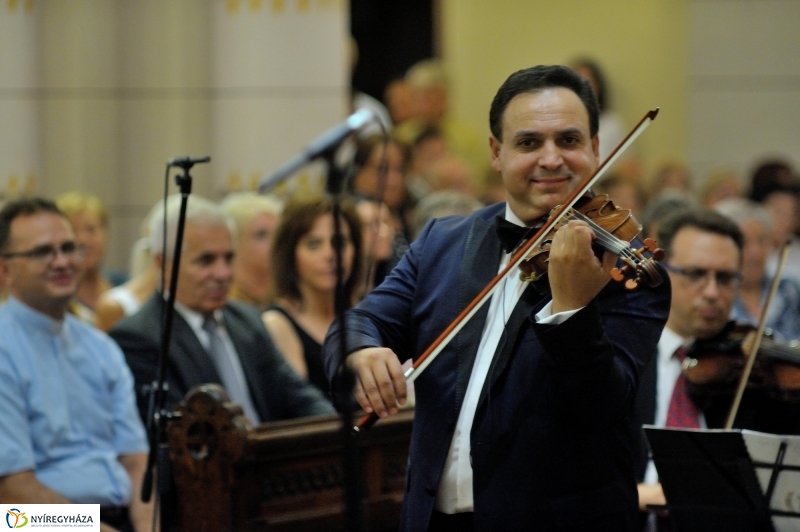 Hangok és harangok Mága Zoltán koncertje - fotó Szarka Lajos