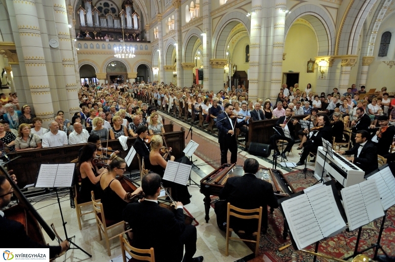 Hangok és harangok Mága Zoltán koncertje - fotó Szarka Lajos