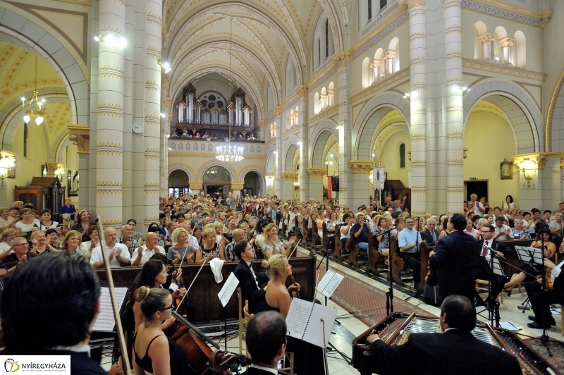 Hangok és harangok Mága Zoltán koncertje - fotó Szarka Lajos