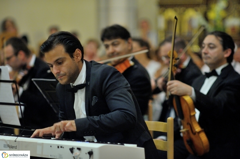 Hangok és harangok Mága Zoltán koncertje - fotó Szarka Lajos