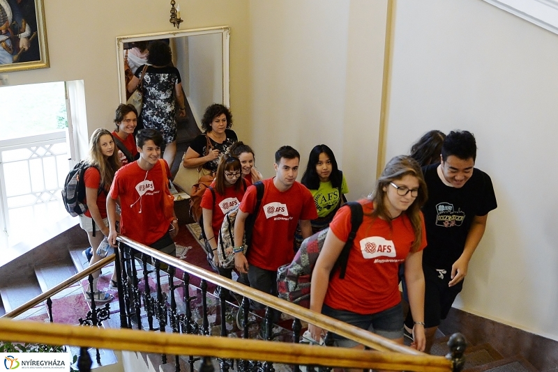 Cserediákok fogadása a Városházán