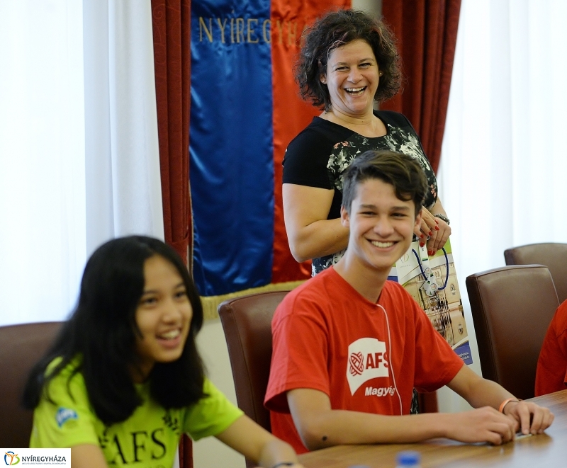 Cserediákok fogadása a Városházán