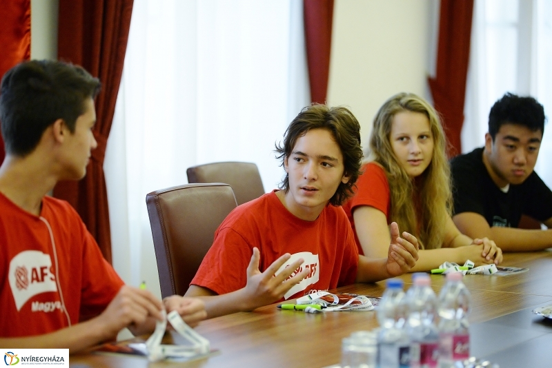 Cserediákok fogadása a Városházán